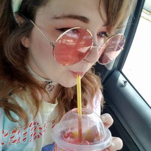 Meet your Posher, Tessah